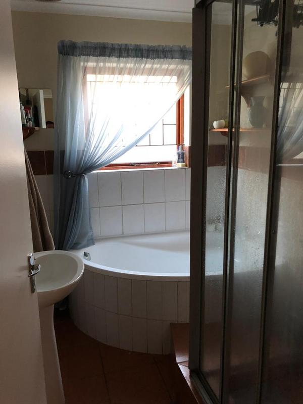 To Let 3 Bedroom Property for Rent in Soneike Western Cape